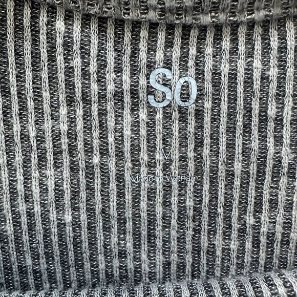 SO Short Sleeve Ribbed Peplum Top Gray Medium - Picture 5 of 5